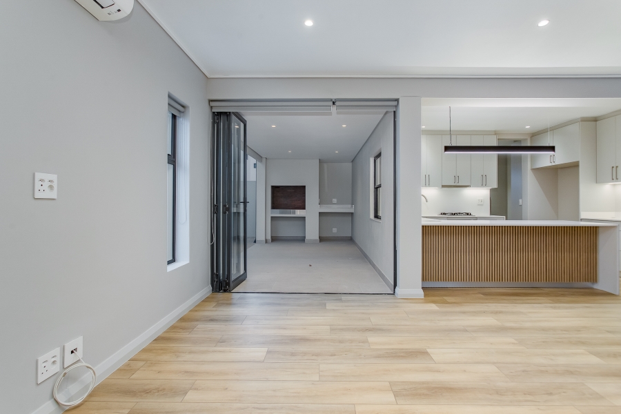 3 Bedroom Property for Sale in Lemoenkloof Western Cape